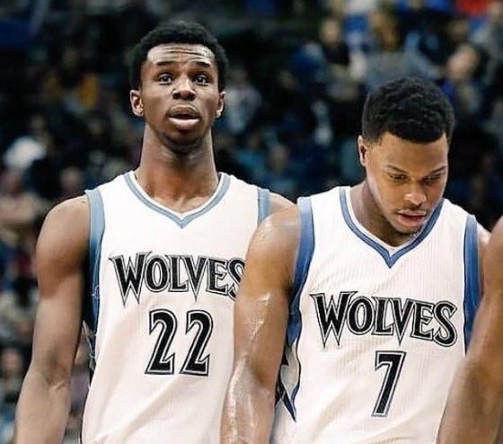 缺阵对右路 缺阵对右路